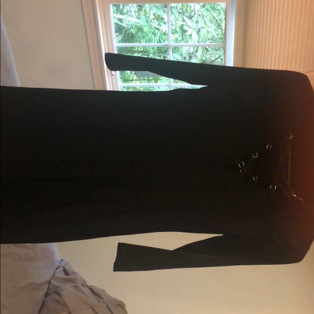 Never worn!!!